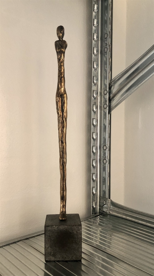 Bronze skulptur af Anne Fonnesbech